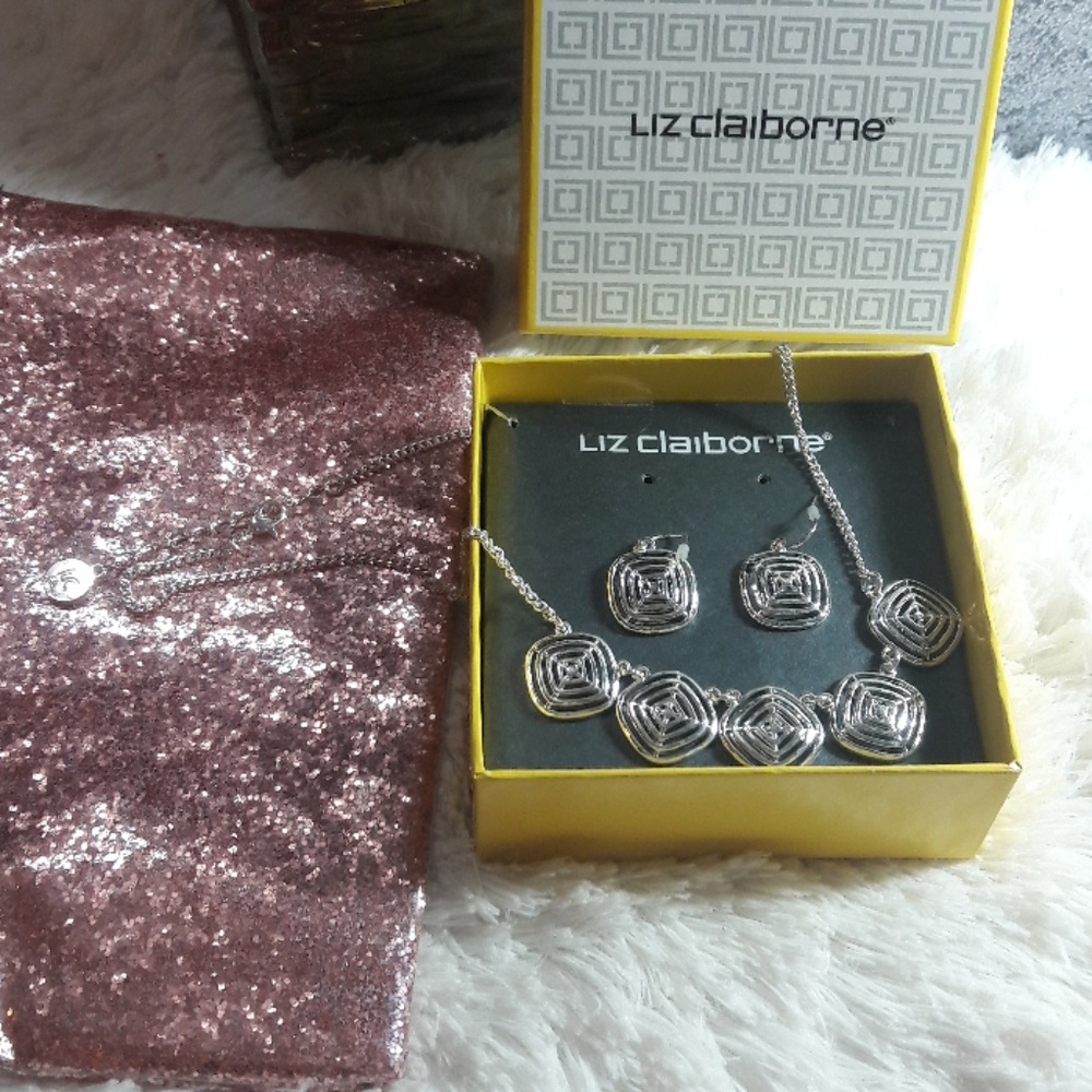 Liz Claiborne Jewerly